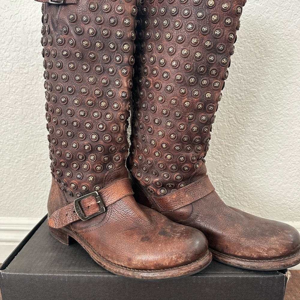 FRYE AND CO. Brown Studded Leather Boots